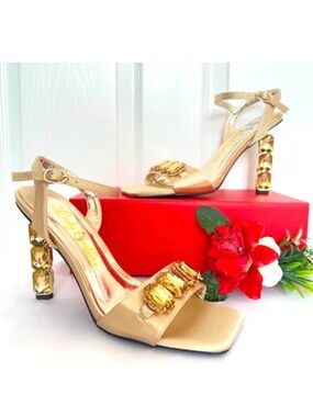 LADY COUTURE ~ Gold Square Toed 4.25” Heels w/Large Gold Crystal Rhinestones